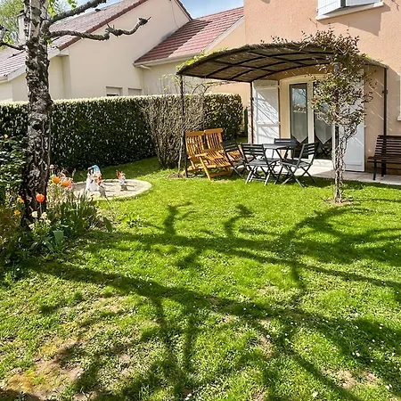 Plein Pied Avec Terrasse, Jardin A 公寓 欧里亚克
